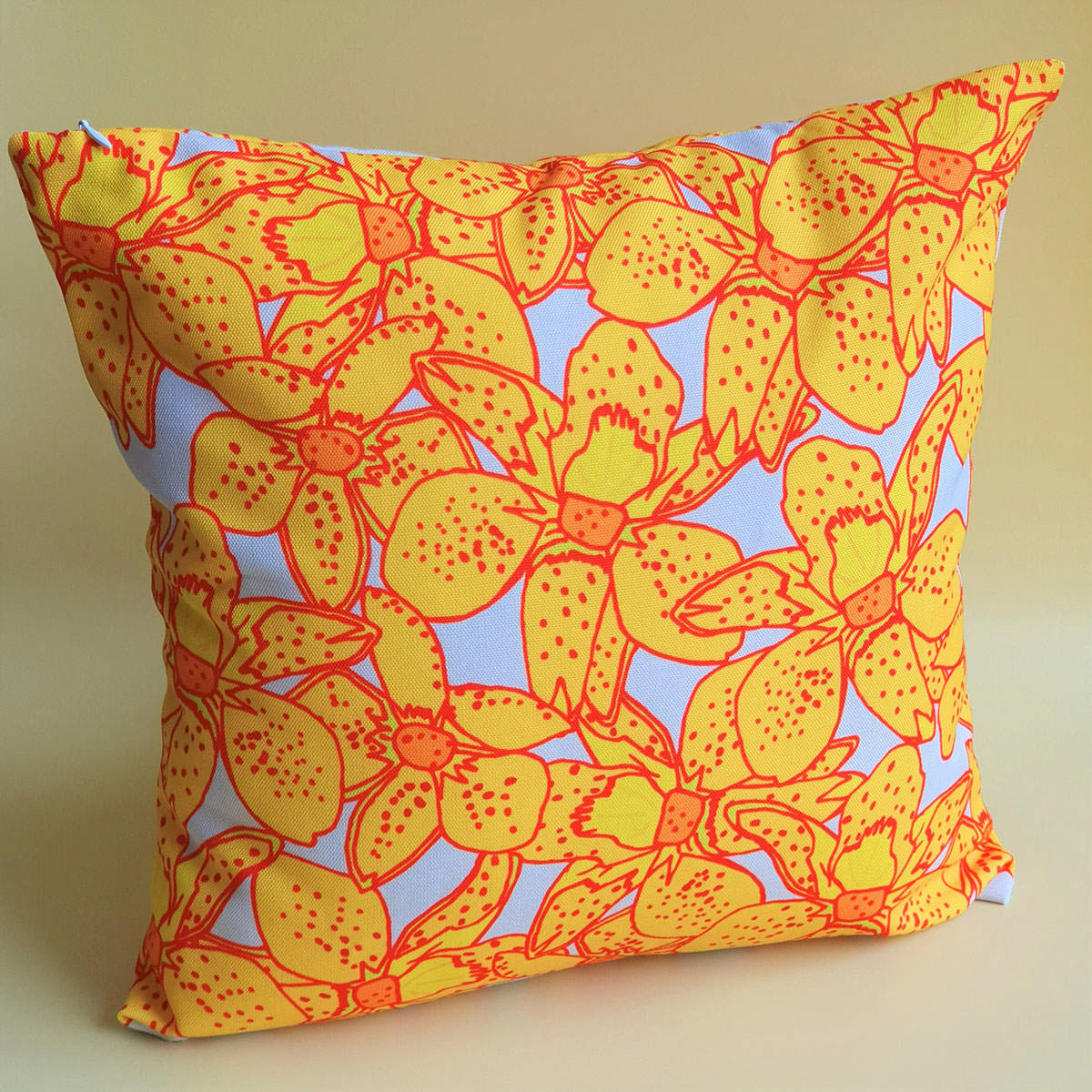 Cushion with insert - Tiger Orchids