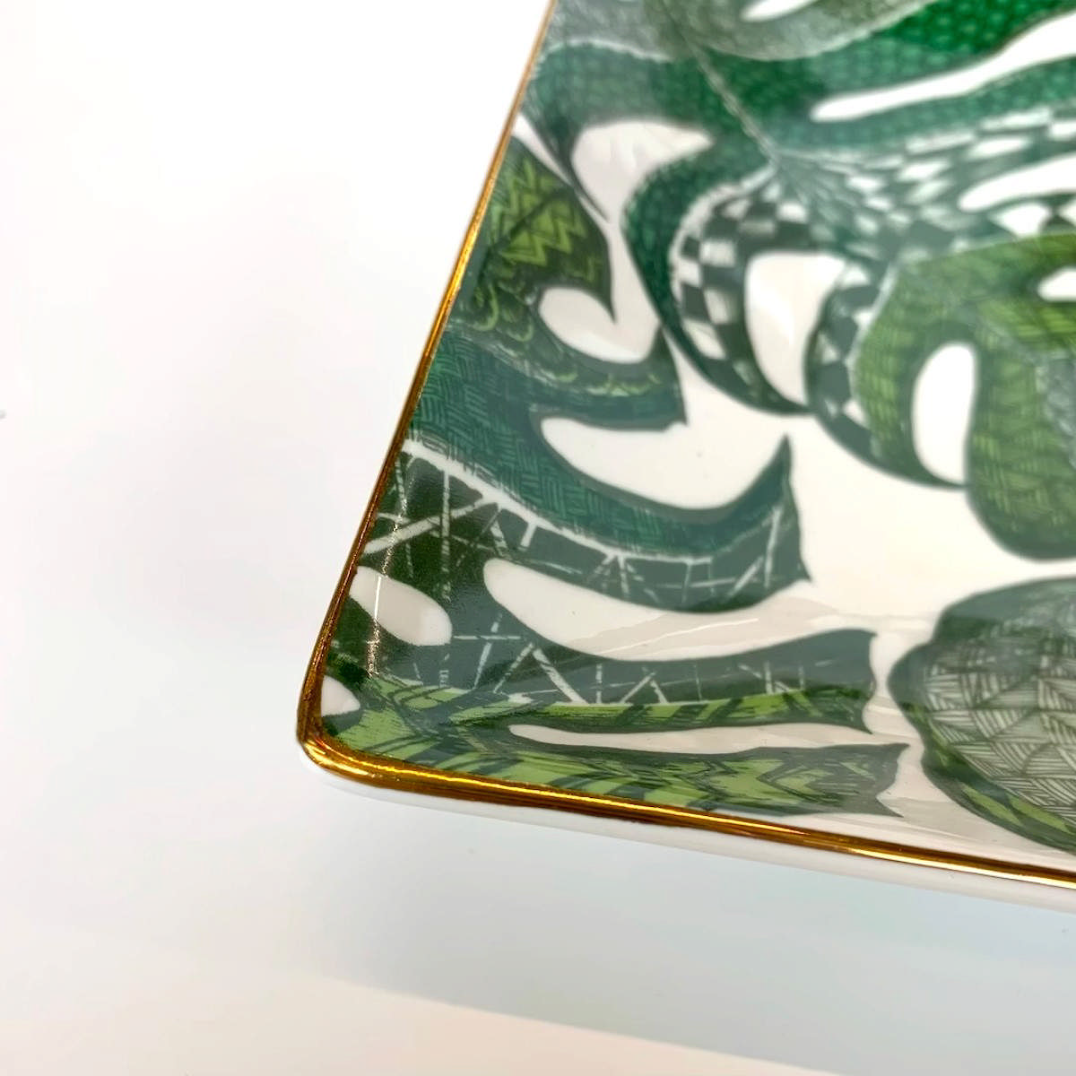 Statement Platter (Gold rim) - Green Monstera