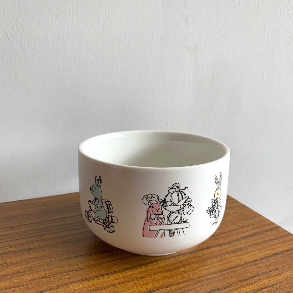 Soup Mug – Rabbits on a Date