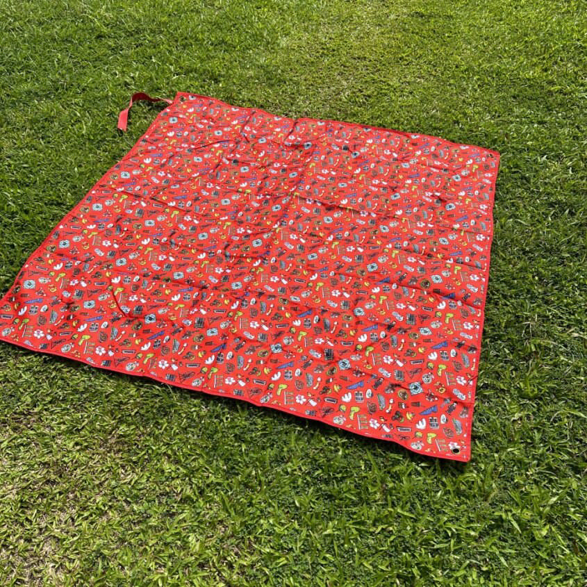 Picnic Mat with pegs – All Things SG