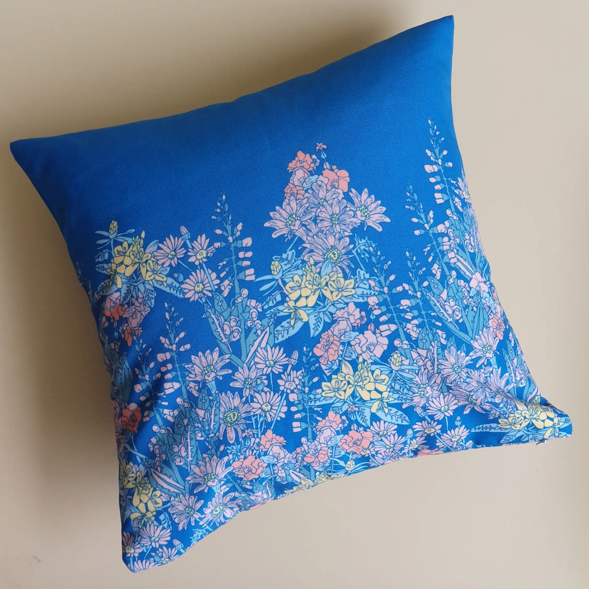 Cushion with insert - Wildflowers