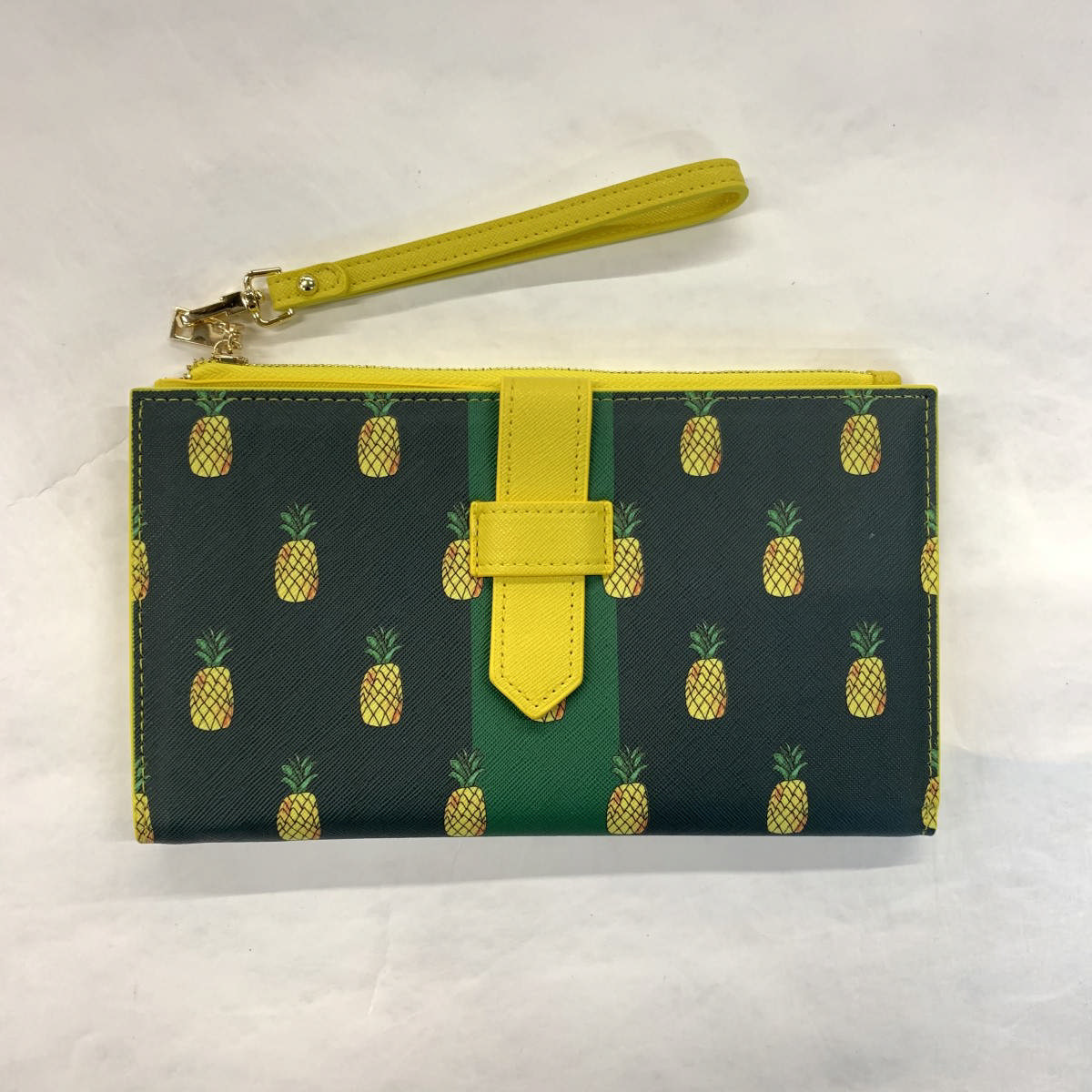 Travel Wallet - Pineapples